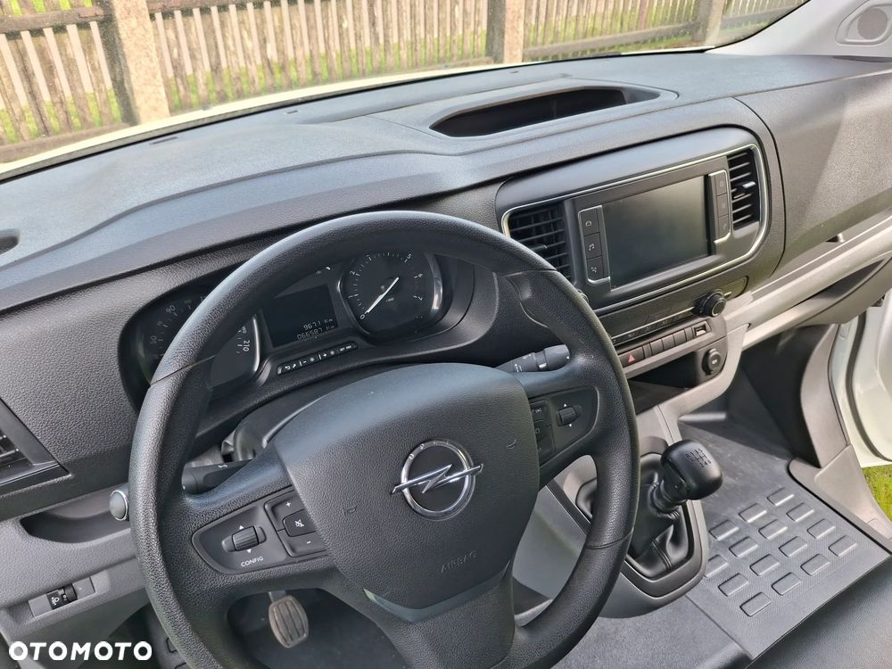 Opel VIVARO - 11