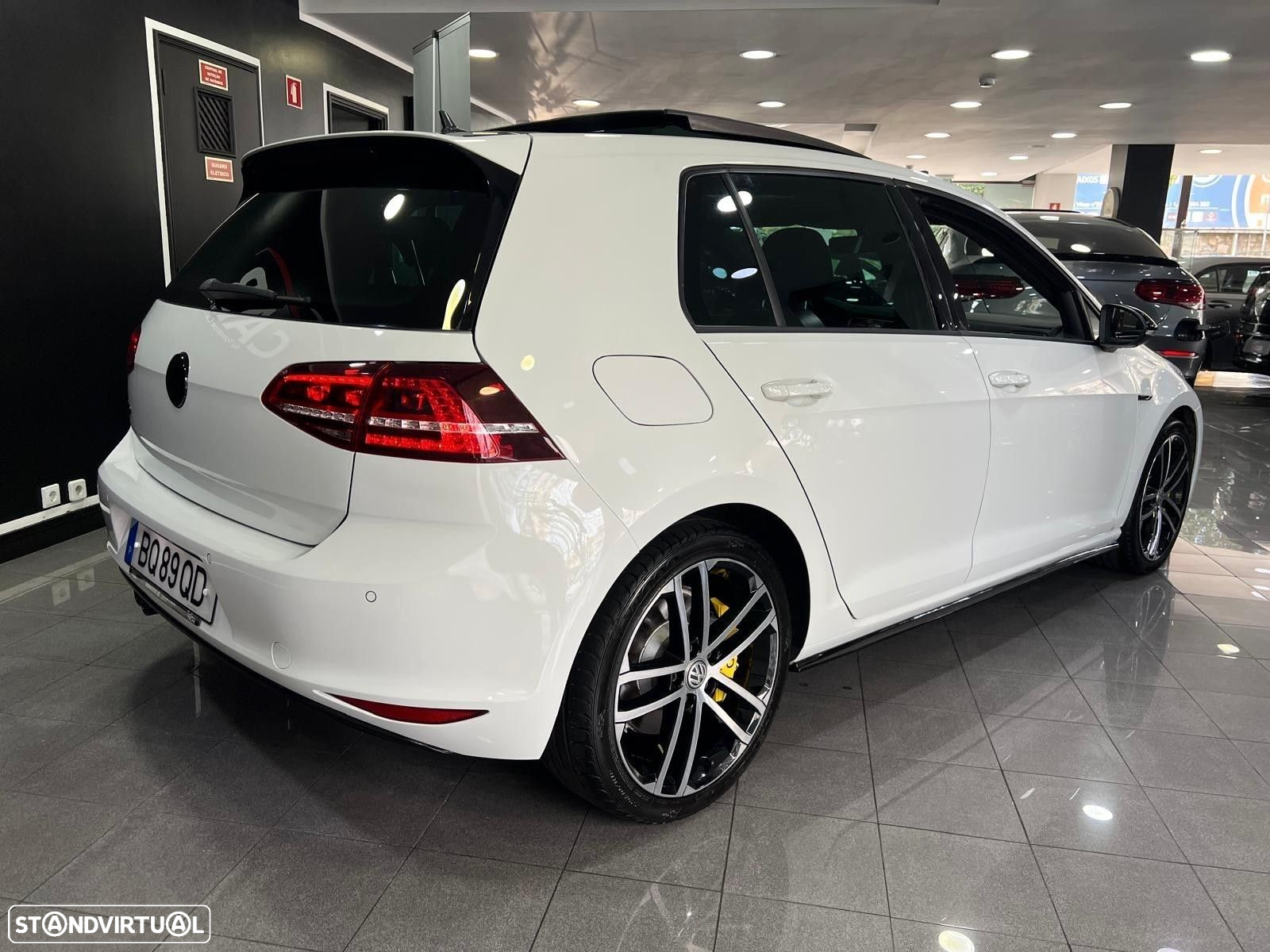 VW Golf 2.0 TDi GTD - 4