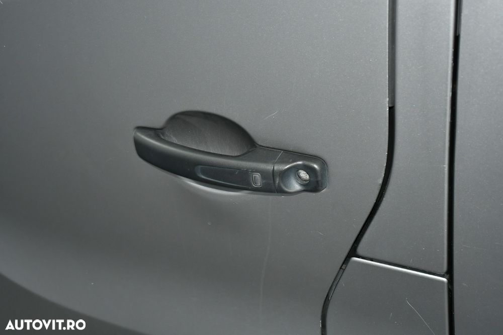 Opel VIVARO Mixt 4+1 locuri 125 CP Inmatriculata - 21