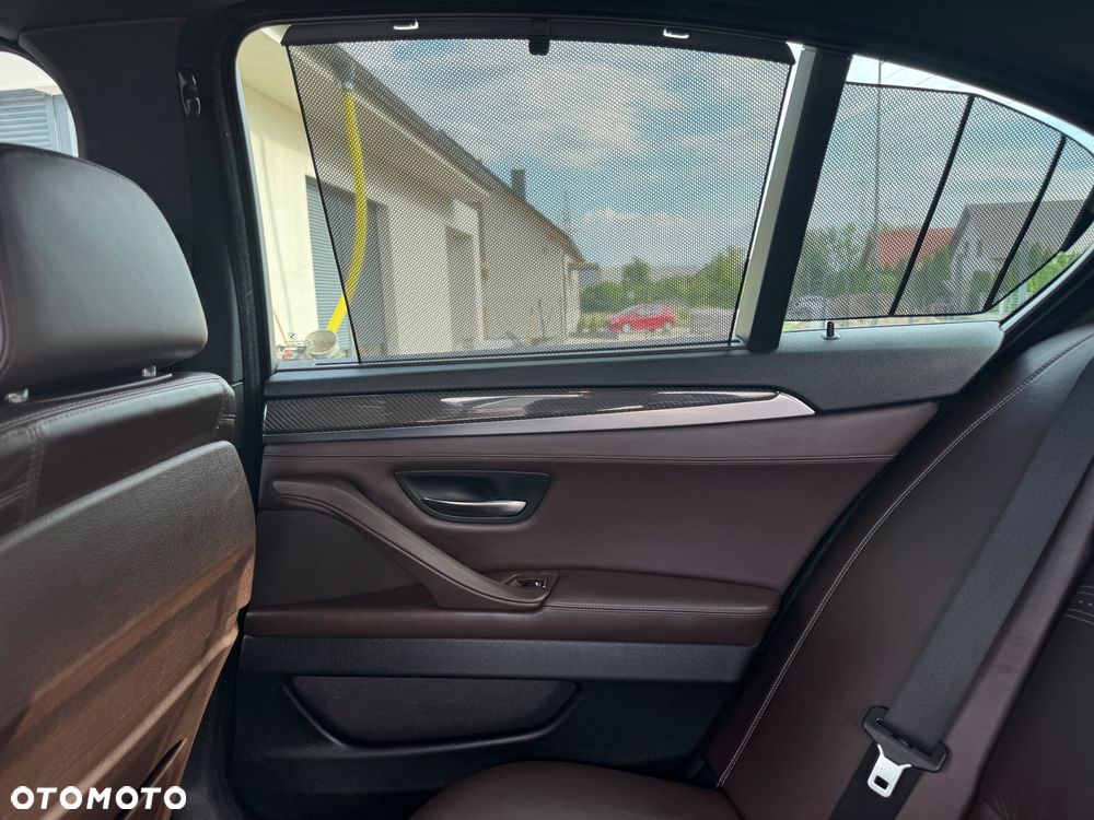 BMW Seria 5 M550d xDrive - 40