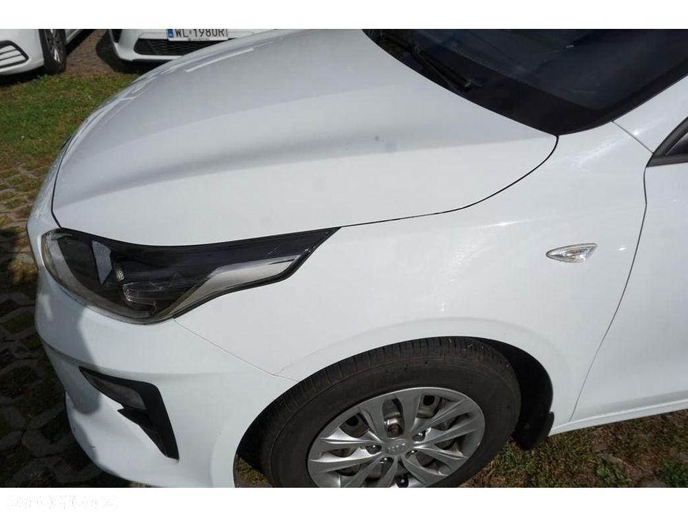 Kia Ceed - 38