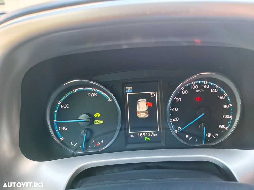 Toyota RAV4 - 11