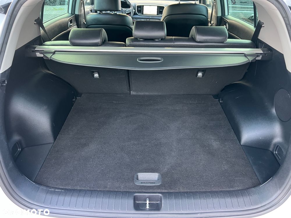 Kia Sportage 1.6 GDI 2WD Black Edition - 9