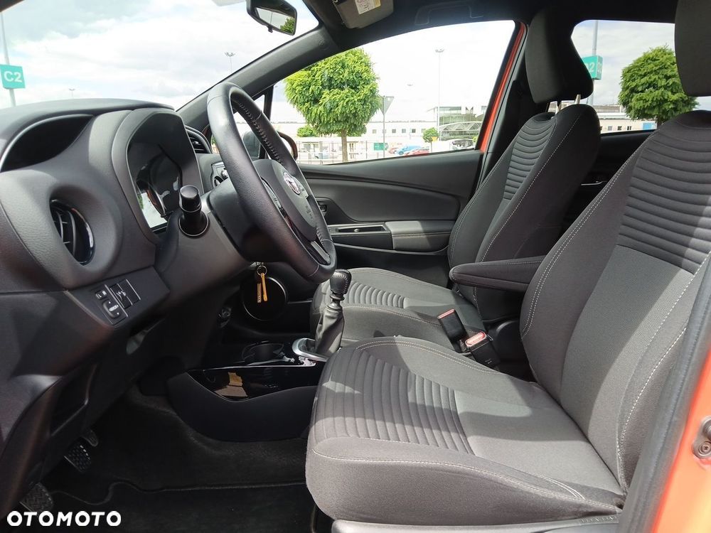 Toyota Yaris - 15