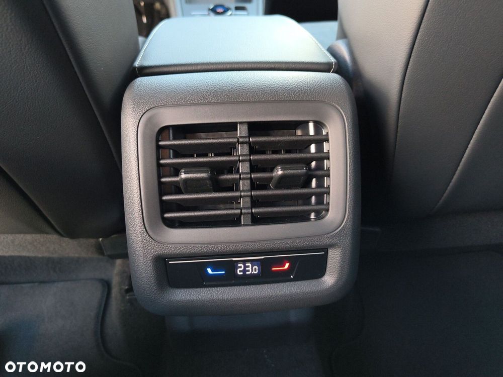 Volkswagen T-Roc 1.5 TSI Style DSG - 31