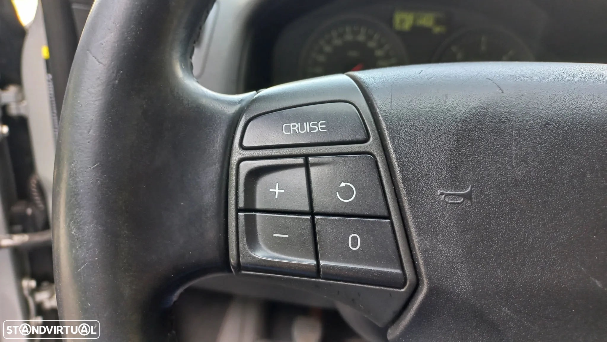 Volvo S40 1.6 D Momentum - 9