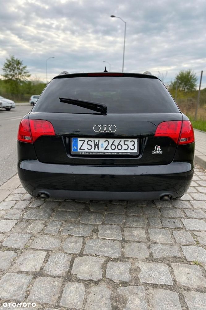 Audi A4 Avant 2.0 TDI DPF - 11