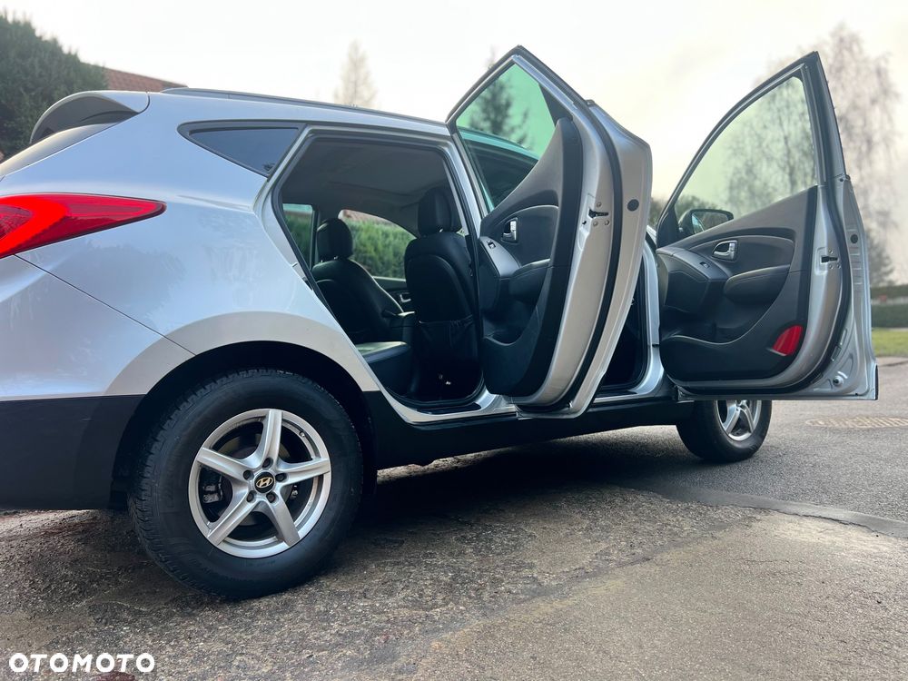 Hyundai ix35 2.0 CRDi 4WD Automatik Premium - 18