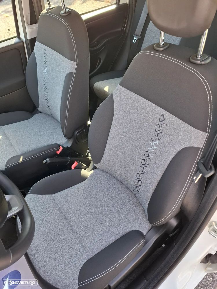 Fiat Panda 1.2 Lounge S&S - 12