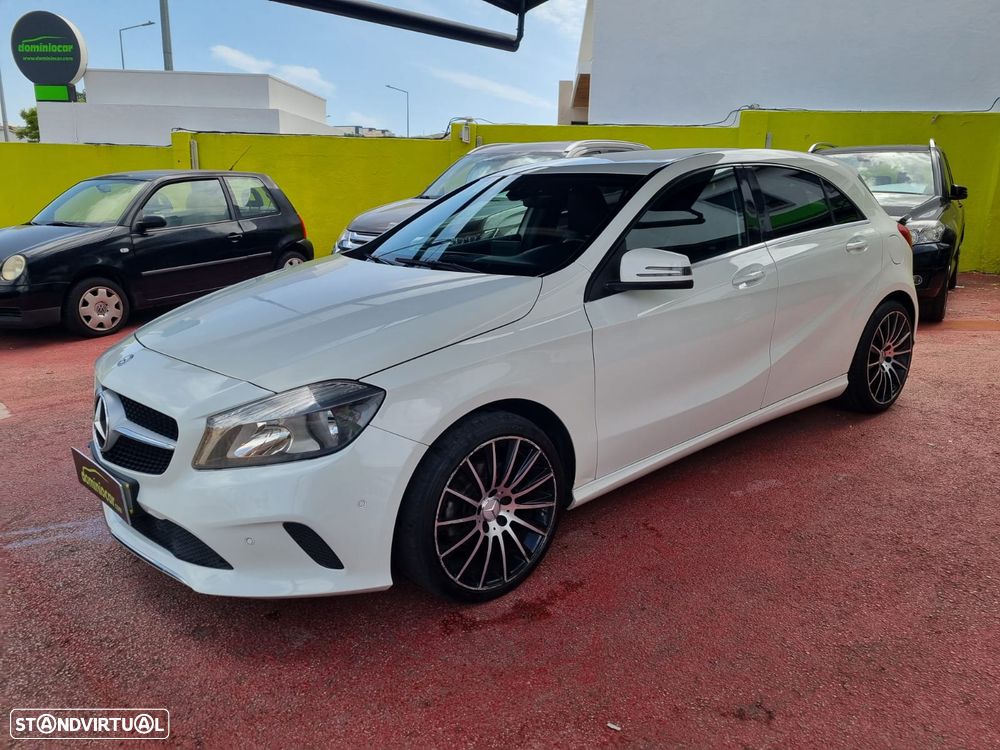 Mercedes-Benz A 180 d AMG Line - 2