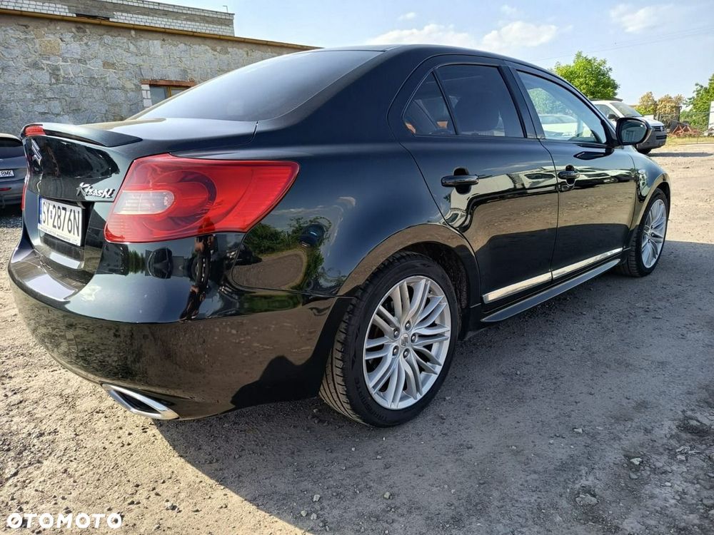 Suzuki Kizashi 2.4 Sport 4WD CVT - 3