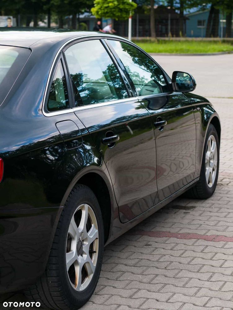 Audi A4 Limousine - 25