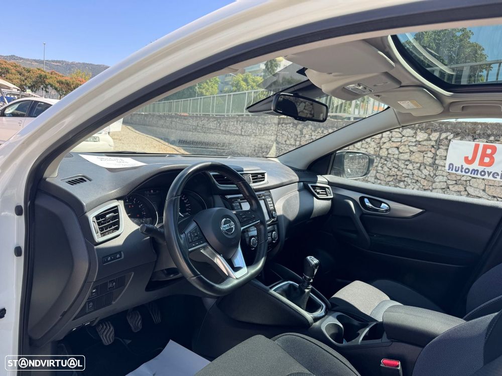Nissan Qashqai 1.2 DIG-T N-Connecta - 8