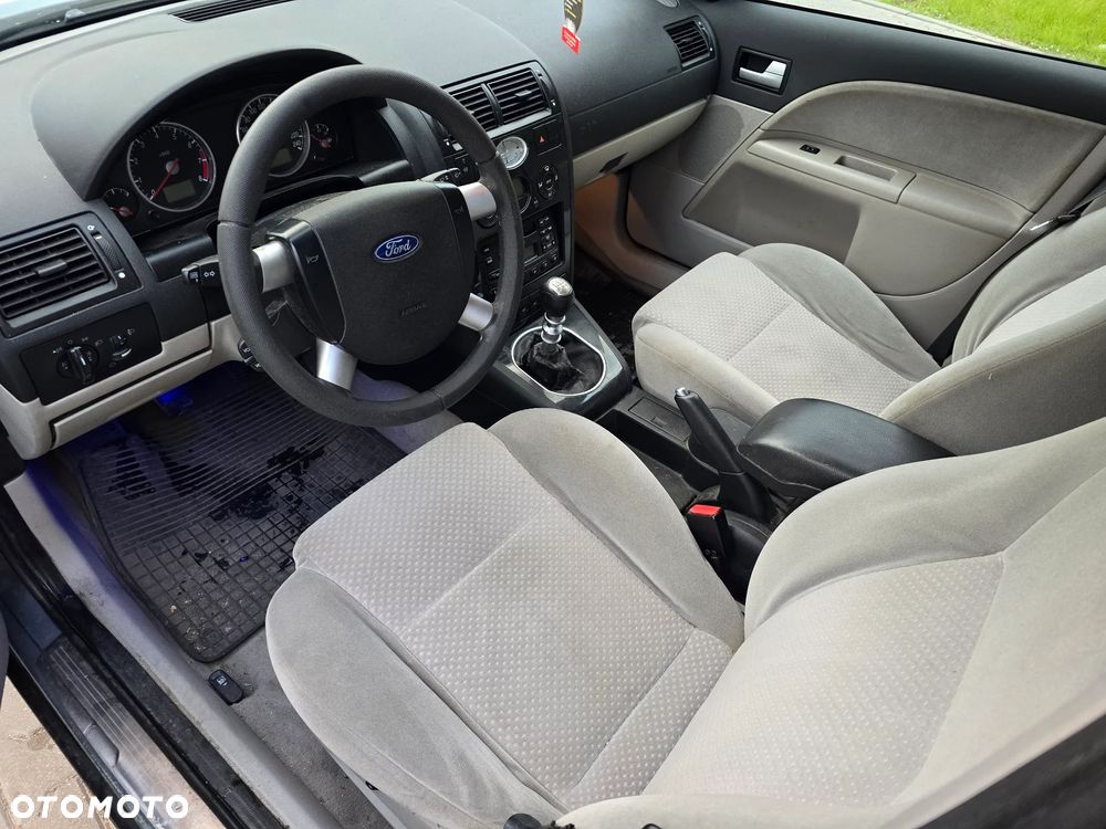 Ford Mondeo 1.8 Ambiente X - 5