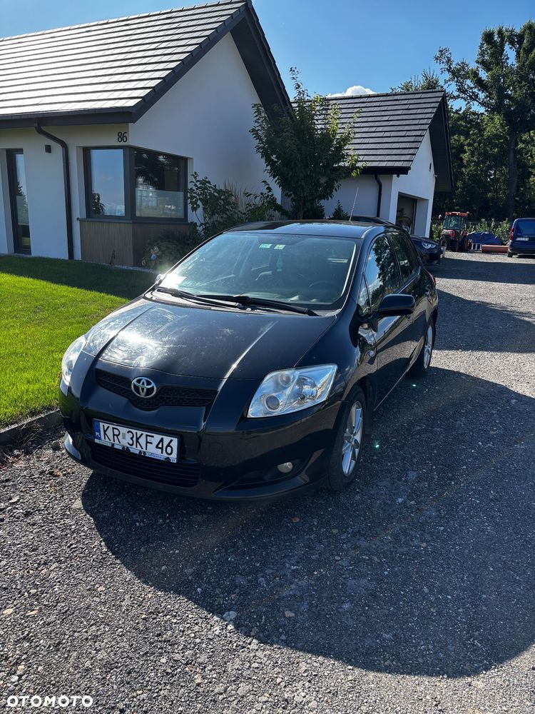Toyota Auris 1.4 D-4D - 2