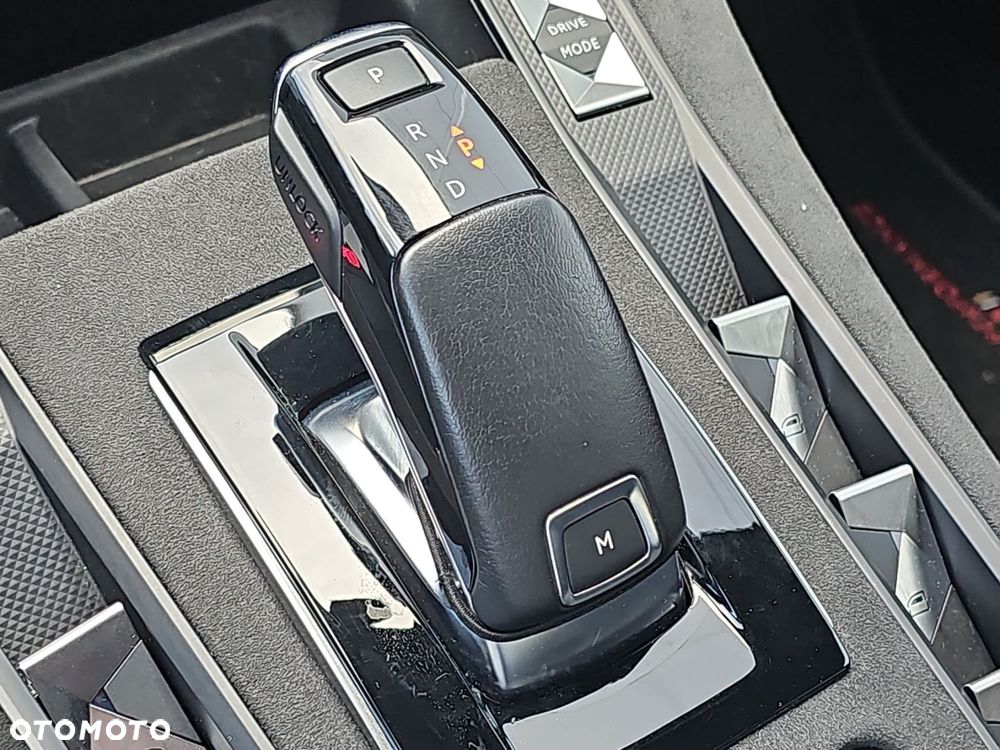 DS Automobiles DS 7 Crossback - 30