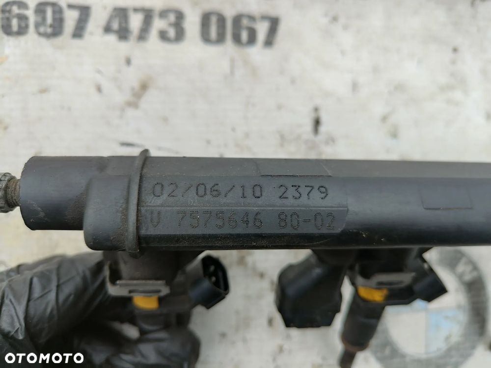 MINI R50 R56 1.6i N16B16 122KM Wtryskiwacze Litwa wtryskowa 7575646 - 6