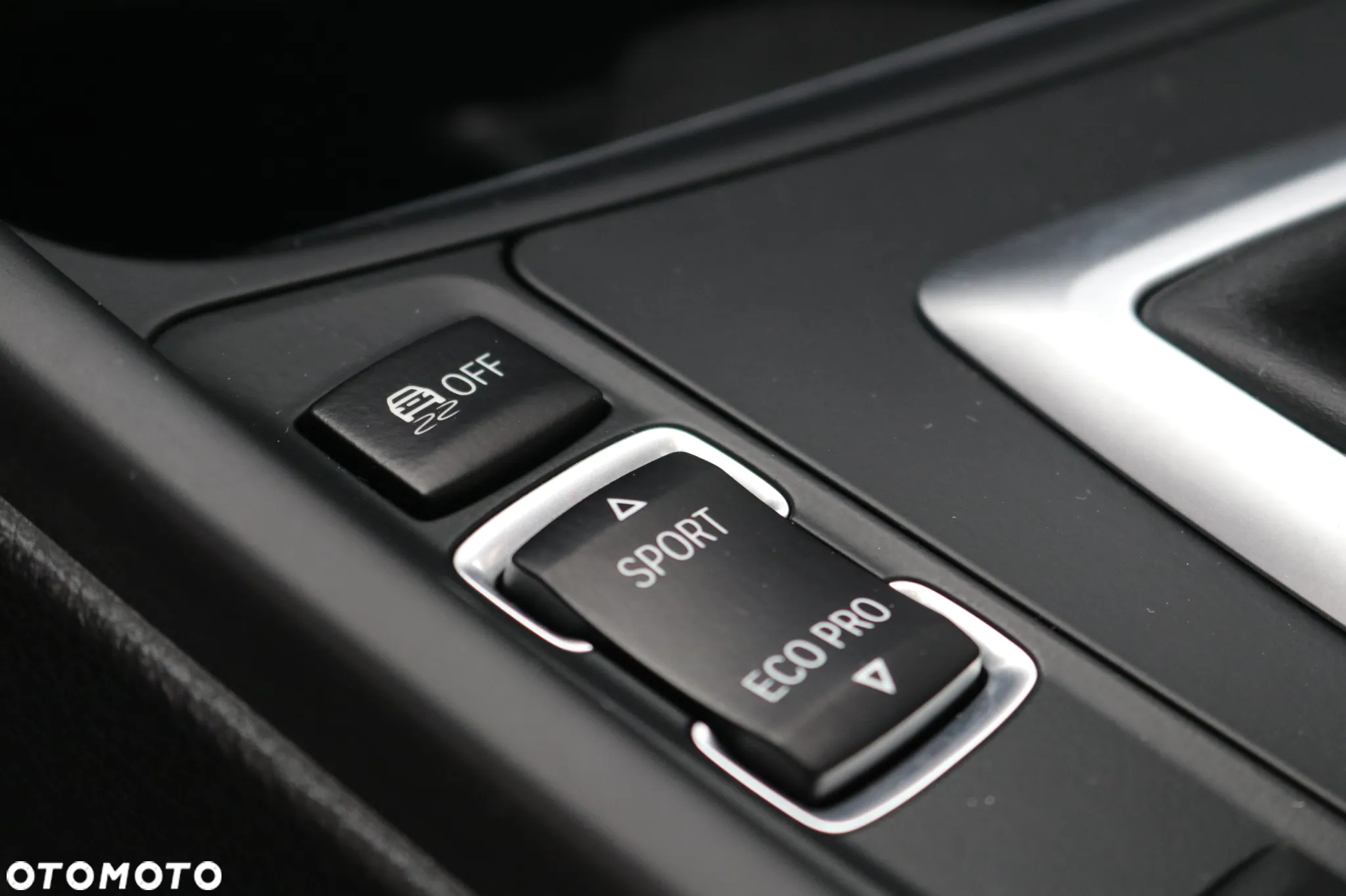 BMW Seria 3 - 24