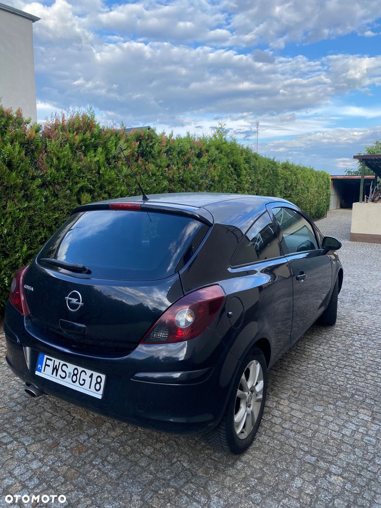 Opel Corsa 1.4 16V Enjoy - 4