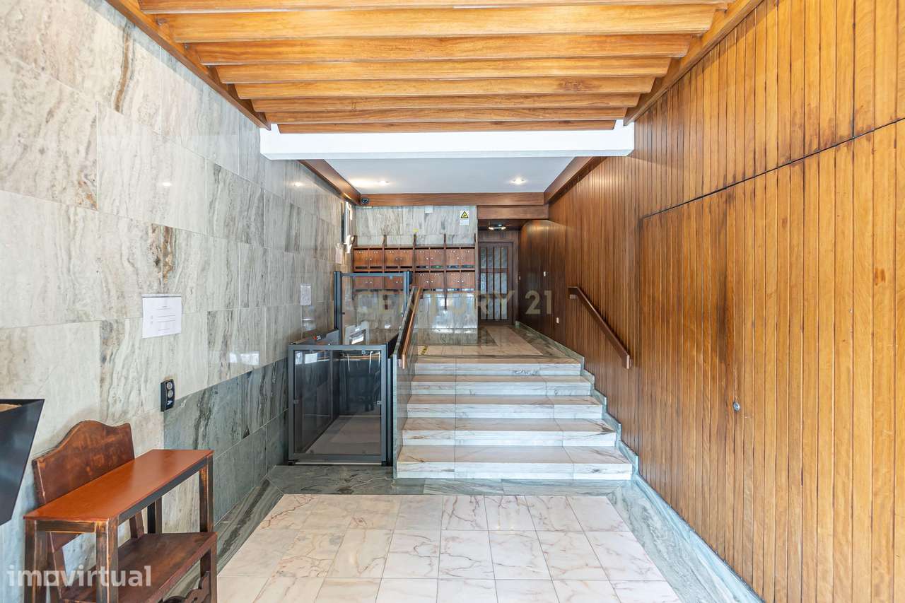 Apartamento T5 para Arrendamento – Praça Velásquez / Alameda Eça de Qu - Grande imagem: 2/30
