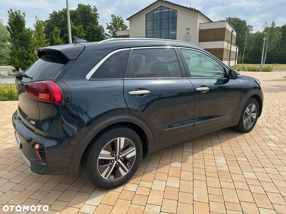 Kia Niro 1.6 GDI Hybrid L Business Line - 2