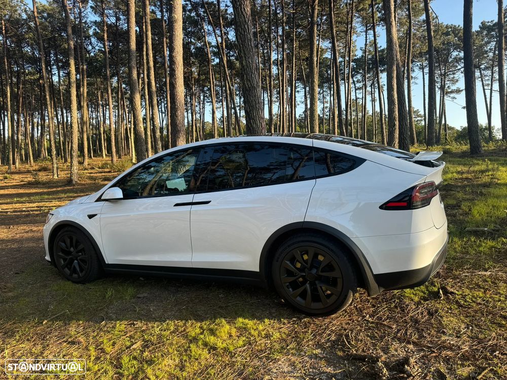 Tesla Model X Plaid AWD - 3