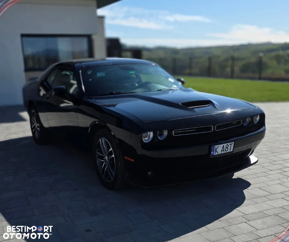 Dodge Challenger - 4