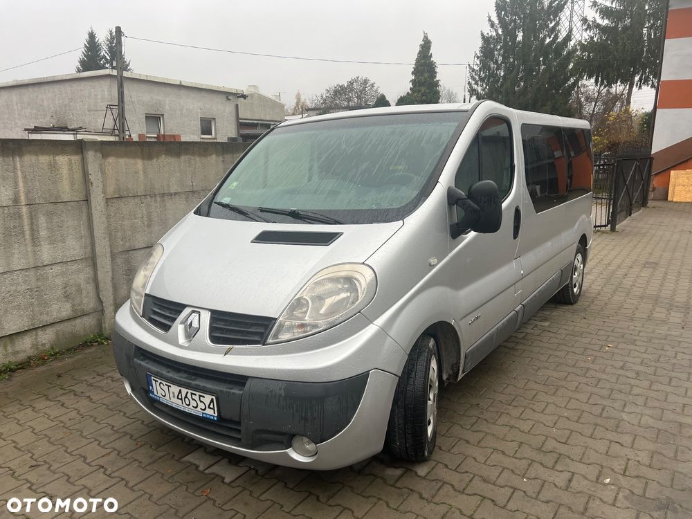 Renault Trafic - 2
