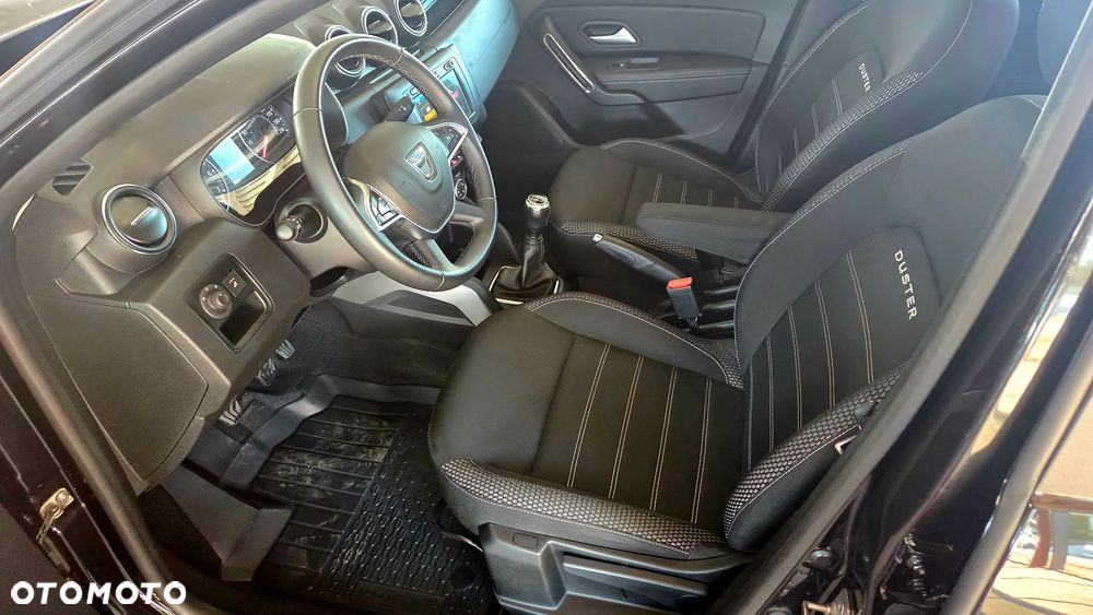 Dacia Duster 1.6 SCe Laureate S&S - 12