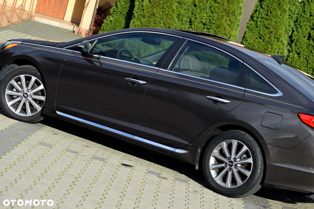 Hyundai Sonata 2.4 SE - 12