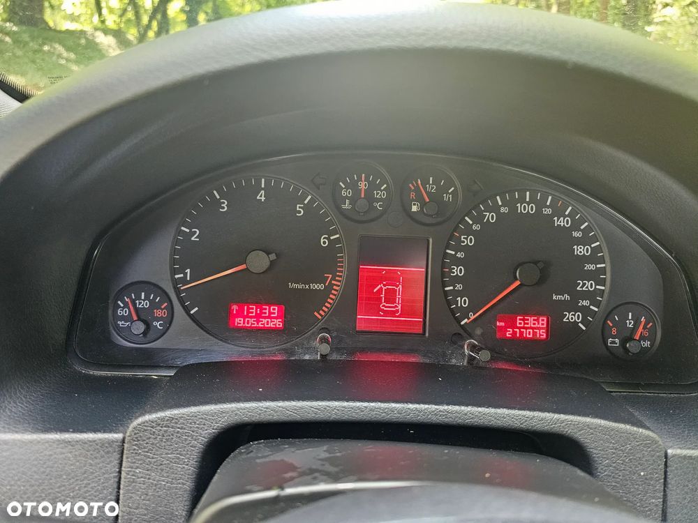 Audi A6 Limousine 2.8 - 15