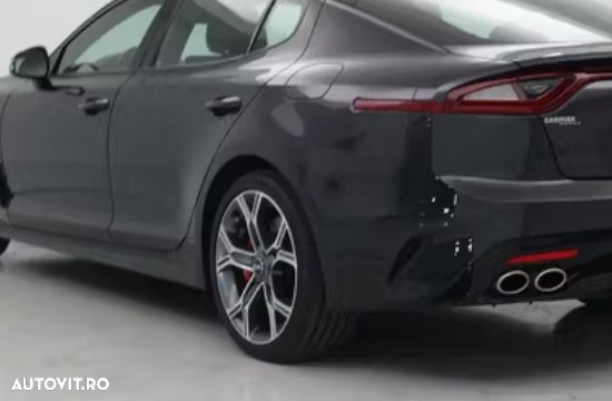 Kia Stinger 2.0 T-GDI RWD GT Line - 12