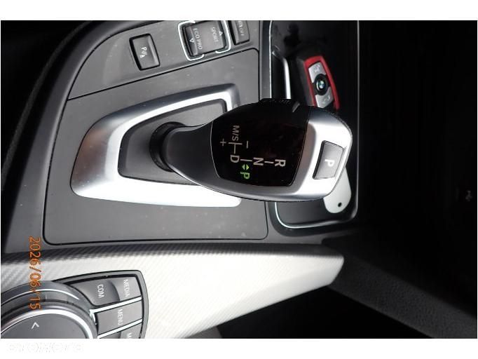 BMW Seria 3 320d xDrive Sport Line - 14