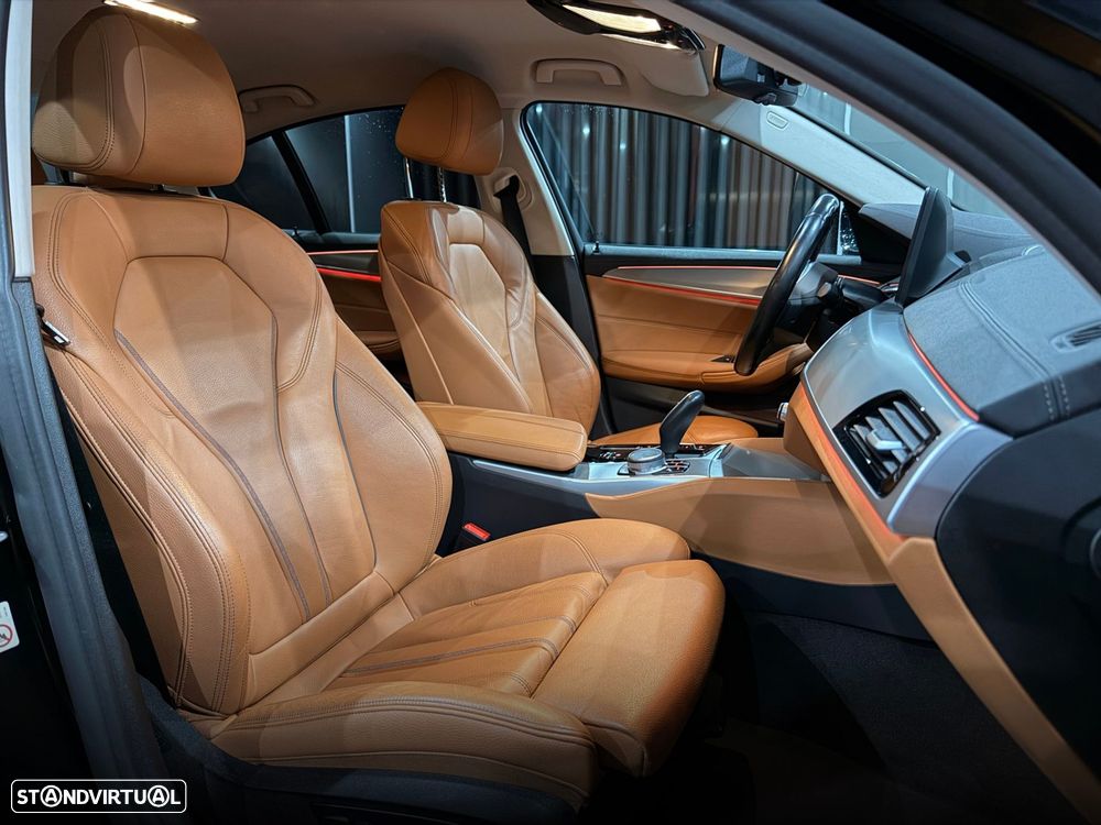 BMW 520 e Line Luxury - 35