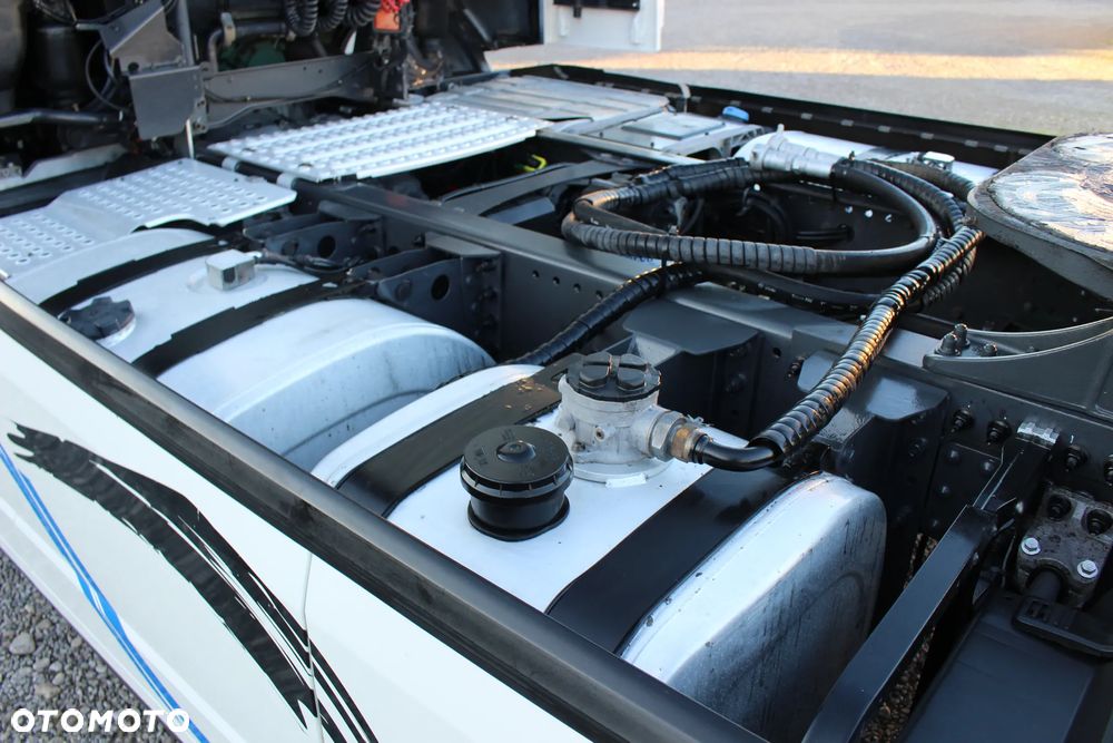 Volvo FH4 500 / LODÓWKA/ HYDRAULIKA /KLIMA POSTOJOWA/2 ZBIORNIKI/ XENON/ACC/E6/ *SERWIS FR*/ SUPER STAN / - 19