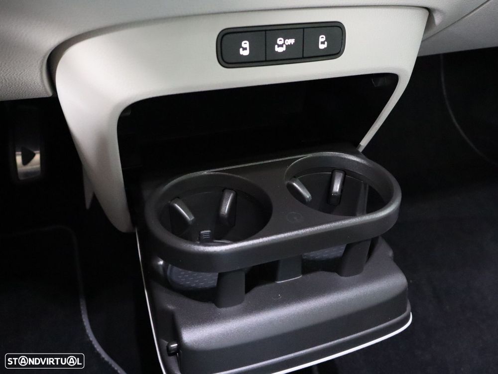 VW ID.Buzz Pro - 30