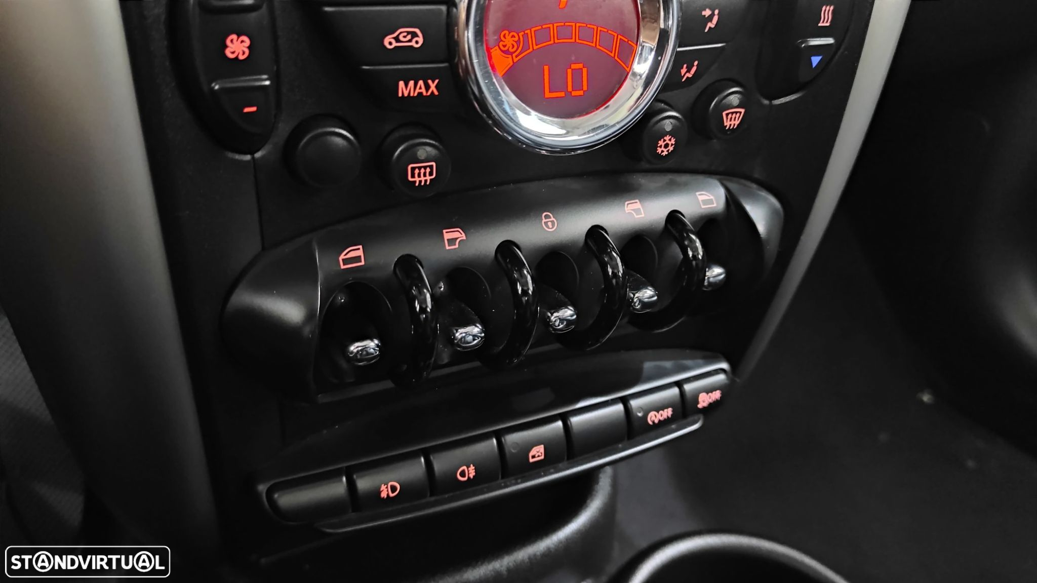 MINI Countryman Cooper D - 32