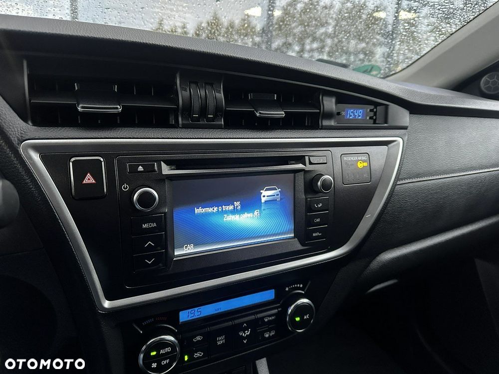 Toyota Auris 1.6 Valvematic Multidrive S Life Plus - 27