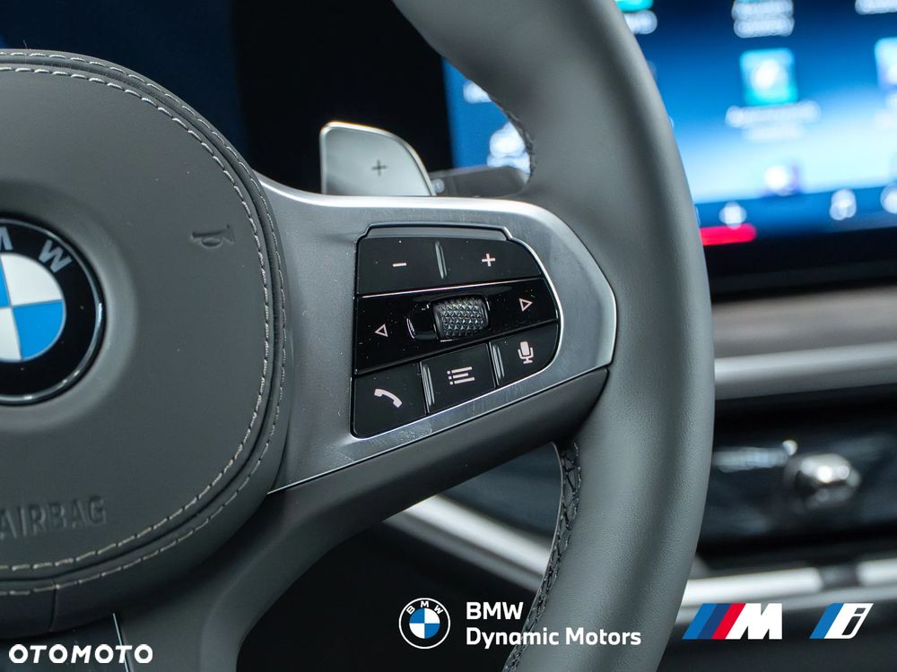 BMW X5 xDrive40i - 32