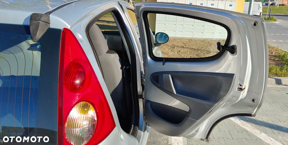 Peugeot 107 1.0 U Move - 13