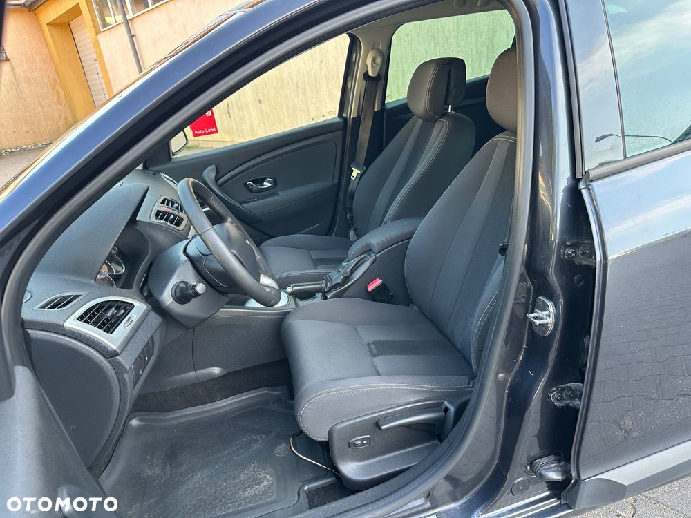 Renault Megane 1.5 dCi Dynamique EDC - 16