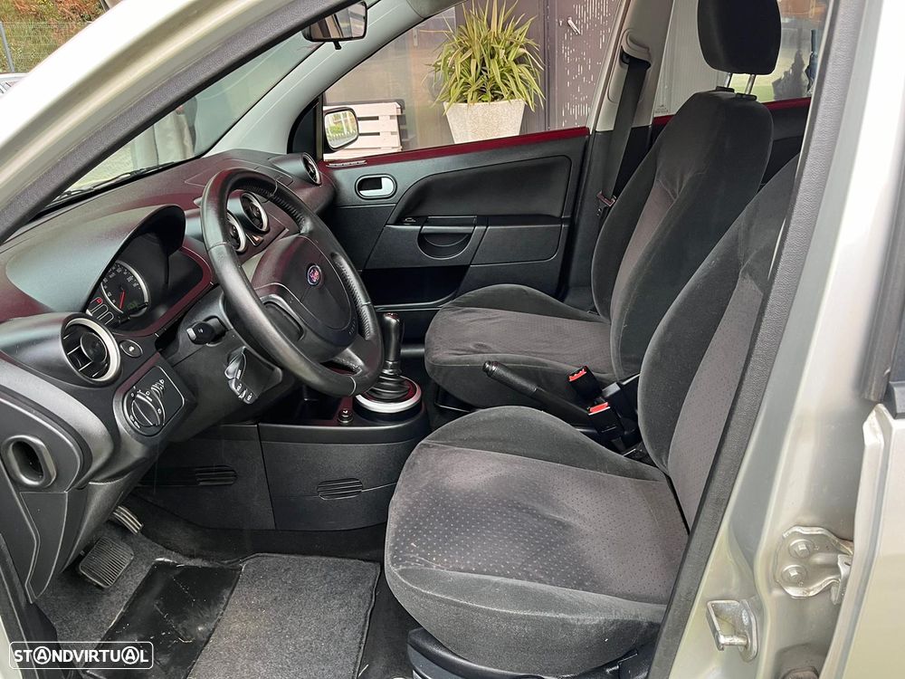 Ford Fiesta 1.4 TDCi Ghia Durashift - 11