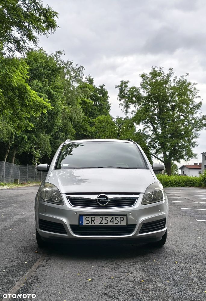 Opel Zafira 1.6 Cosmo - 4