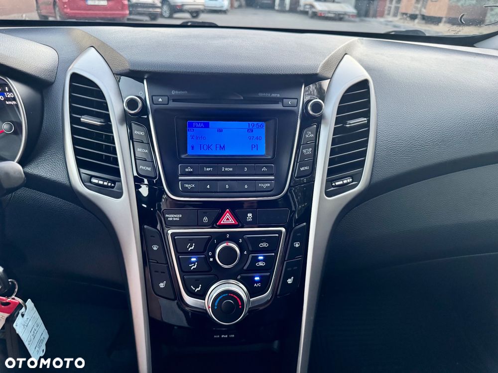 Hyundai i30 1.6 CRDi Comfort - 17