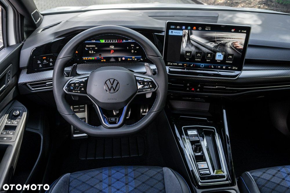Volkswagen Golf - 36
