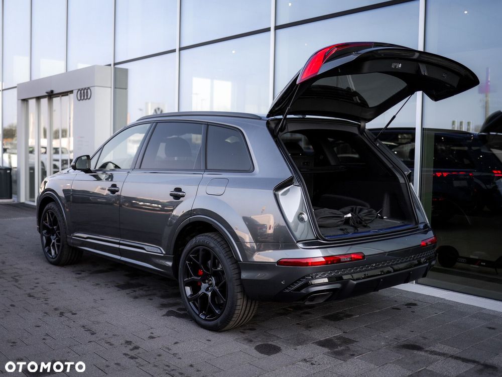 Audi Q7 - 7