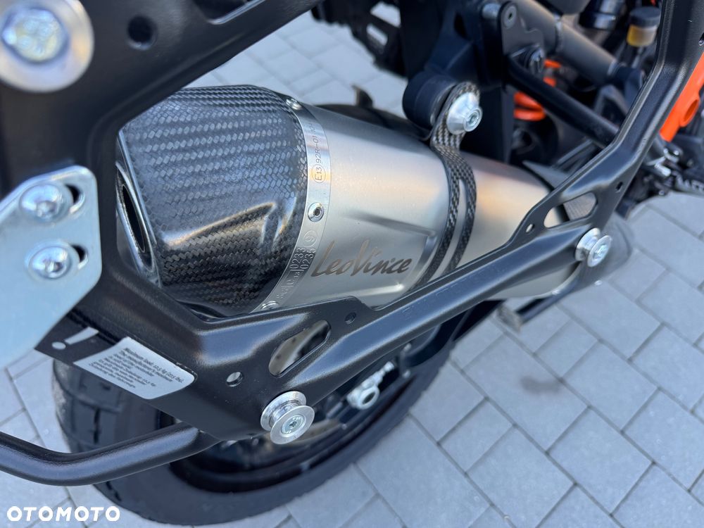 KTM Super Adventure - 24