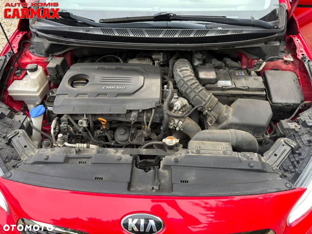 Kia Ceed - 31