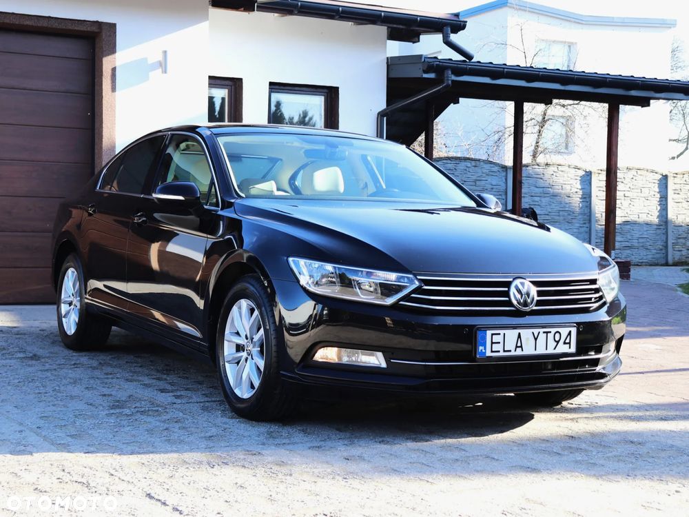Volkswagen Passat 2.0 TDI SCR DSG Comfortline - 3