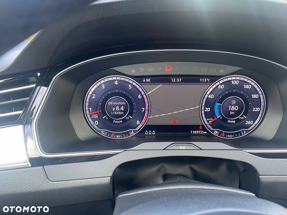 Volkswagen Passat - 7